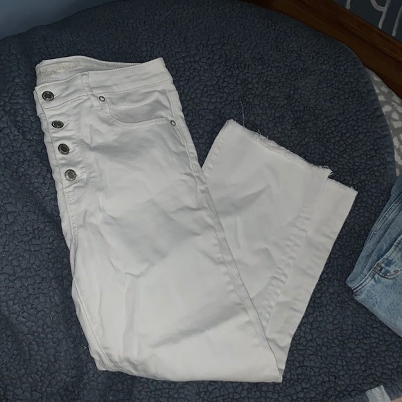 NWOT High Rise Crop Flare Jeans - Picture 1 of 6